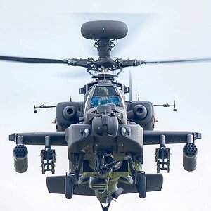 الجنية السوداء AH-64 Apache