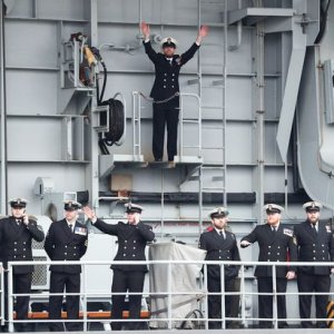 HMS-Ocean-returns-ed.jpg