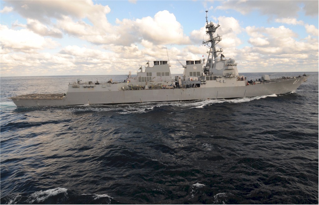 USS_MASON%2C_Atlantic_Ocean.jpg