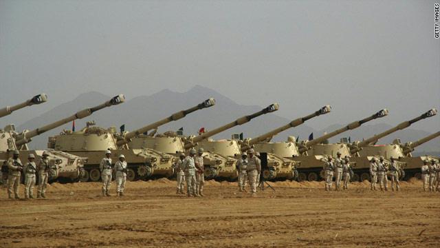 gal.Saudi.tanks.jpg_-1_-1.jpg