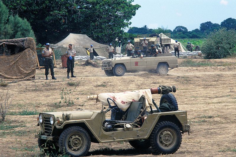 800px-Moroccan_military_jeeps_in_Somalia.JPEG