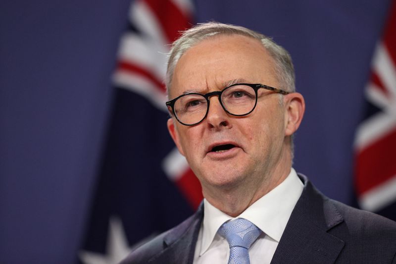 أستراليا تتوصل لتسوية مع فرنسا بشأن صفقة غواصات ملغاة