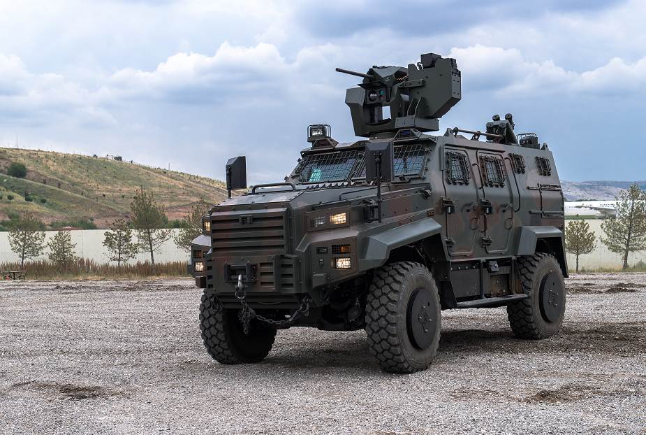 Ejder_Yalcin_4x4_tactical_wheeled_armoured_combat_vehicle_Nurol_Makina_Turley_Turkish_defense_industry_925_002.jpg
