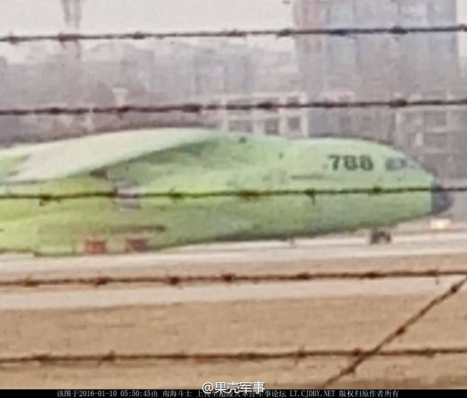 successful-first-landing-of-new-y-20-large-transport.jpg