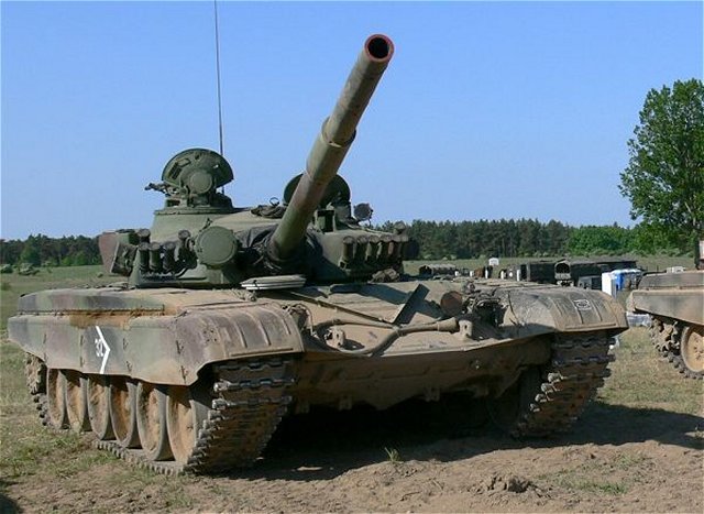 Upgraded_T_72_and_T_90S_main_battle_tanks_remain_Azerbaijani_Army_s_key_striking_power_640_001.jpg