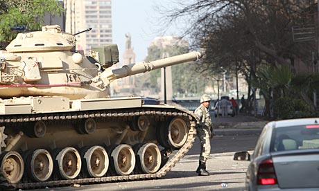 Egyptian-army-tank-near-t-007.jpg