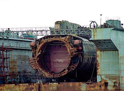 cut-in-the-submarine-kursk.jpg