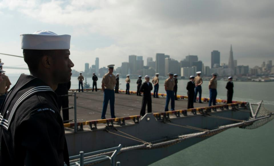 USS_Makin_Island_SF_Fleetweek2012.jpg