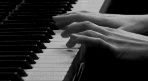 piano-playing-animated-gif-46.gif