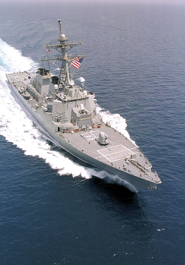 USS_Curtis_Wilbur_DDG-54_1999.jpg