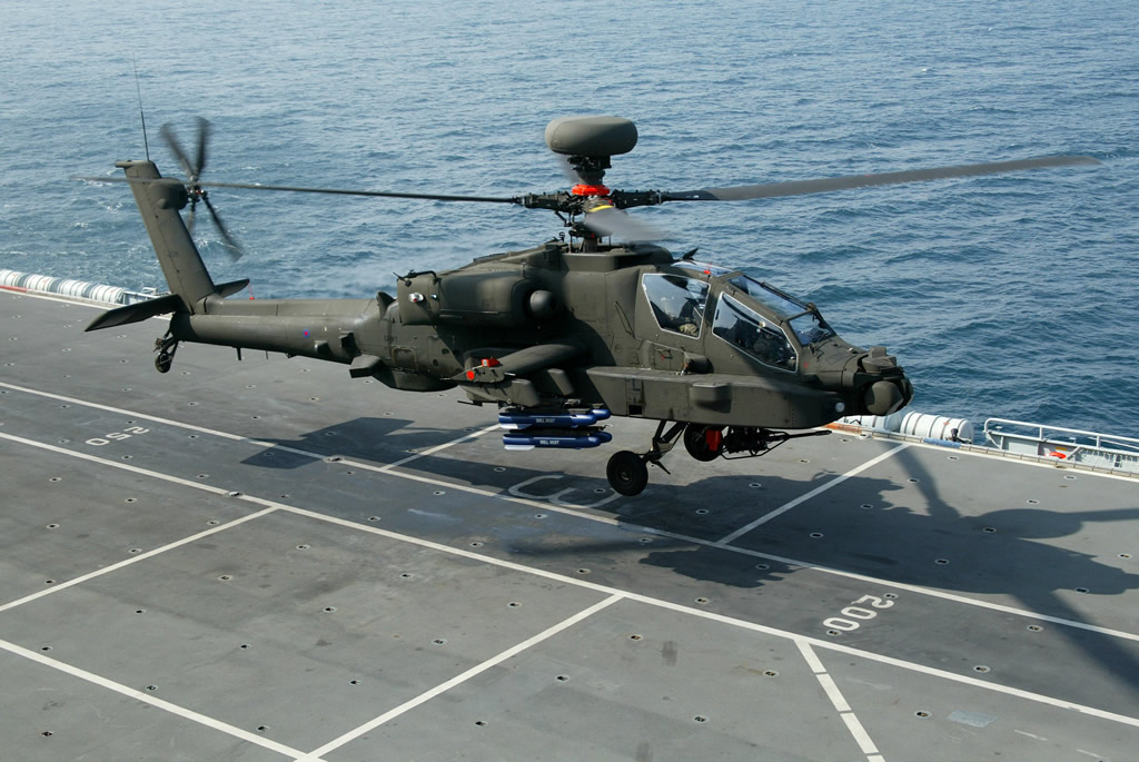 AIR_AH-64D_Apache_UK_on_Ship_lg.jpg