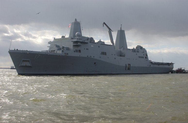 SHIP_LPD-17_USS_San_Antonio_Arrives_Norfolk_lg.jpg