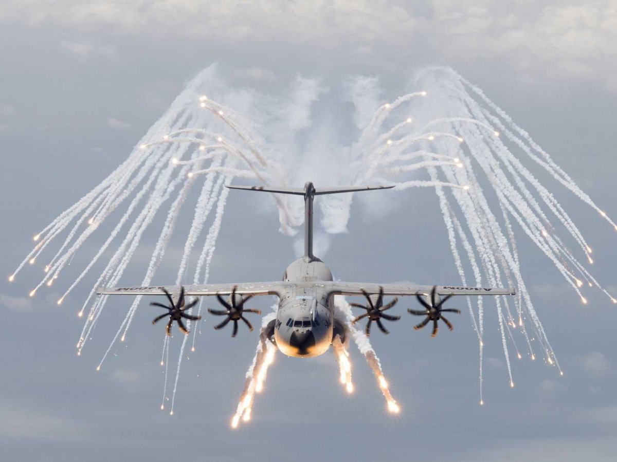 airbus-a400m-military-transport-cargo-plane-flares.jpg