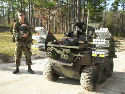 the-us-marine-corps-gladiator-tactical-unmanned-ground-vehicle-packs-a-punch-with-missiles-and-machine-gun-mounts.jpg