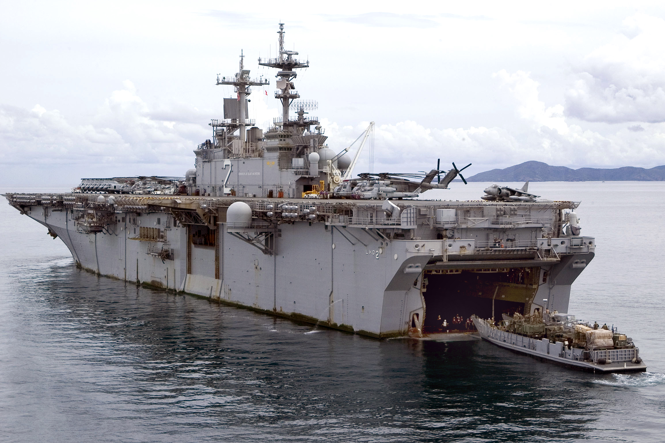 USS_Essex_Thailand.jpg