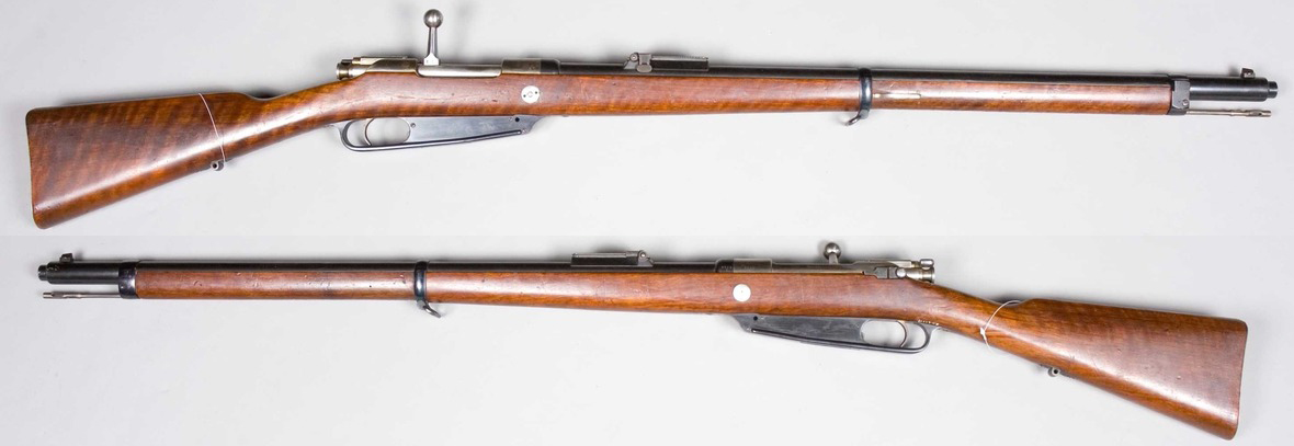 Infanteriegewehr_m-1888_-_Tyskland_-_kaliber_7%2C92mm_-_Arm%C3%A9museum.jpg