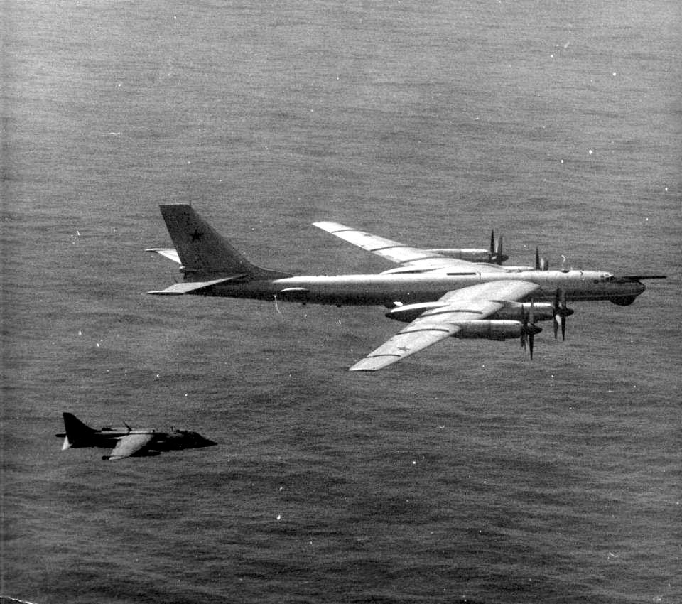 AV-8A_VMA-231_intercepting_Tu-95_1976.jpg