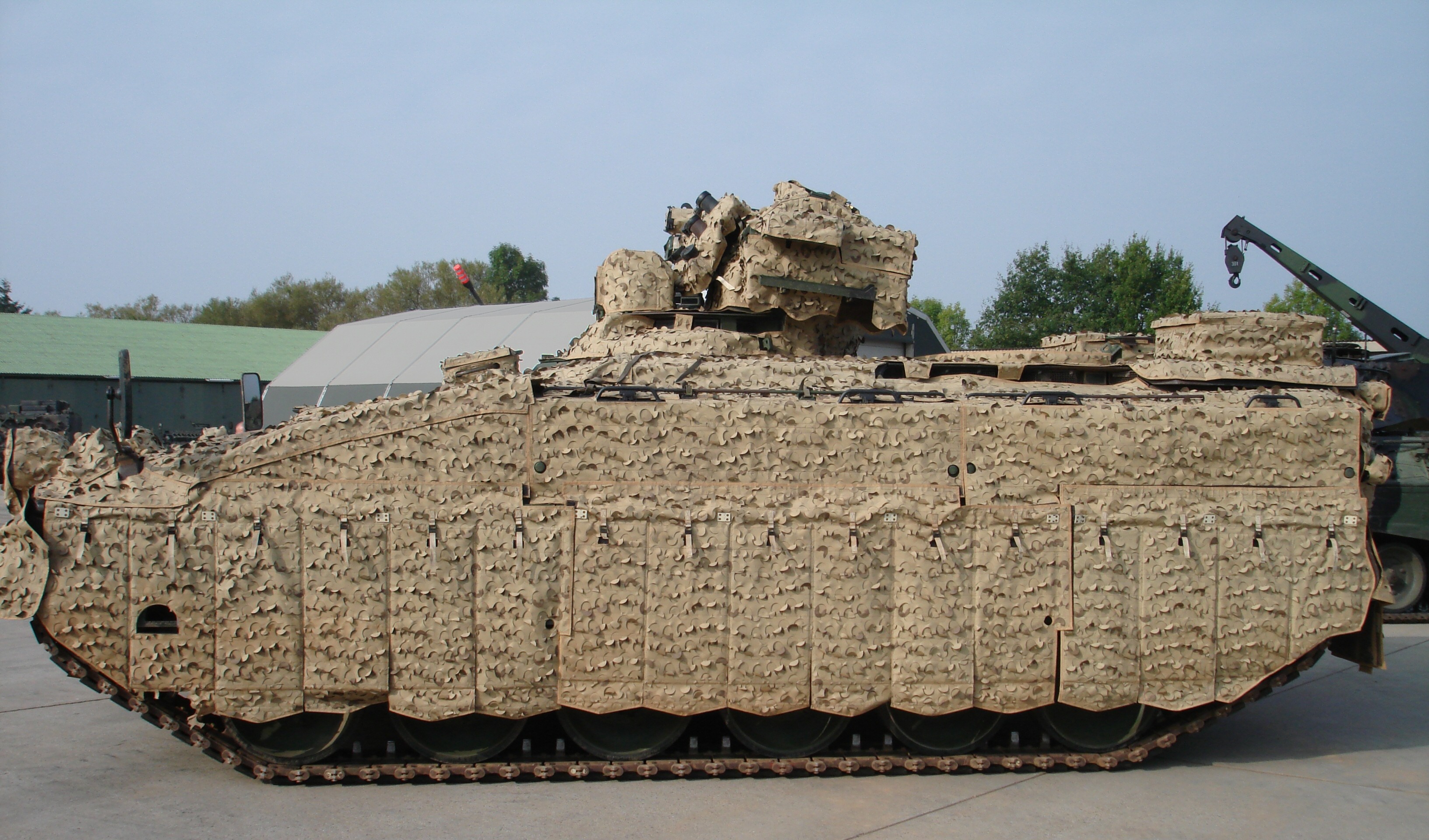 Marder_1A5_Mobile_Camouflage_System_Barracuda.jpg