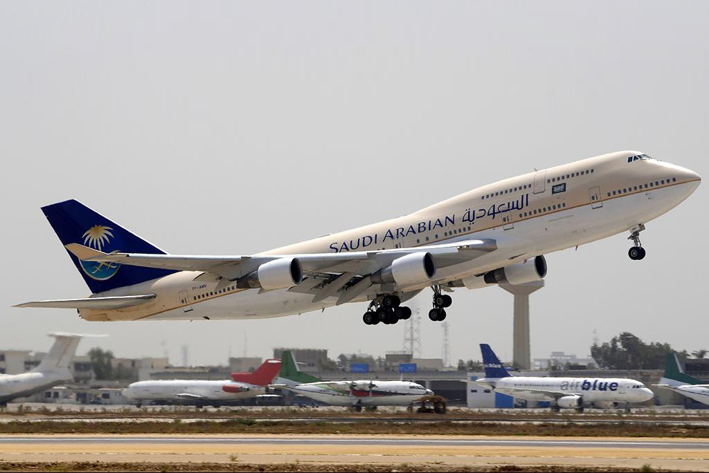 Saudi_Arabian_Airlines_Boeing_747-412.jpg