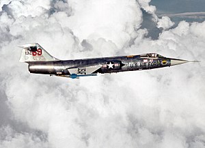 300px-F-104_right_side_view.jpg