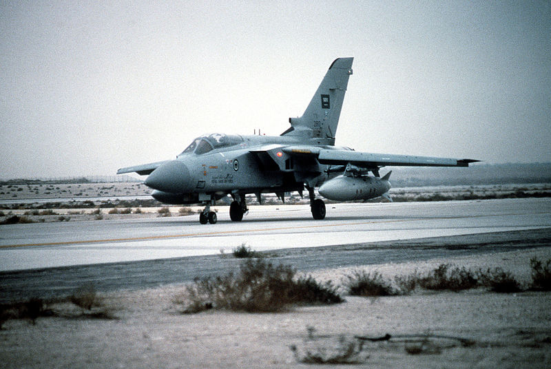 800px-Tornado_F3_RSAF_Feb1991.jpeg
