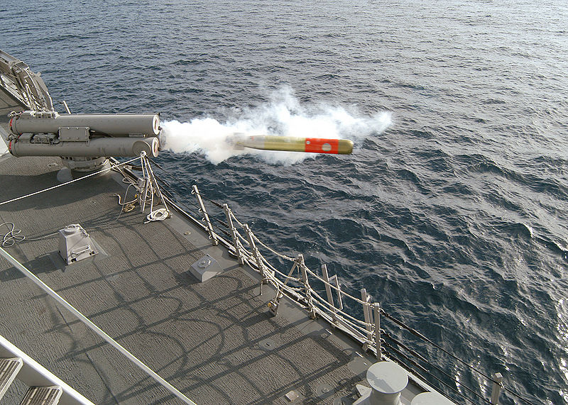 800px-USN_MK-46_Mod_5_lightweight_torpedo.jpg