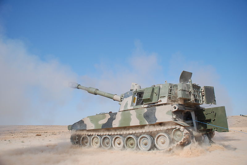 800px-Moroccan_M109A5_howitzer,_2012-03.jpg