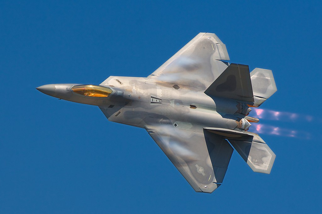 1024px-Lockheed_Martin_F-22A_Raptor_JSOH.jpg