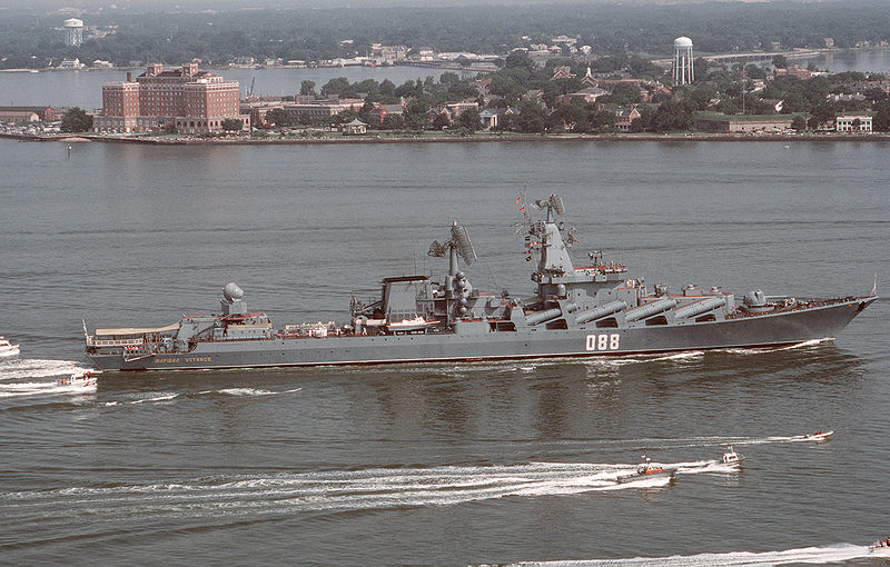 800px-Cruiser_Marshal_Ustinov_leaving_Norfolk_1989.jpg