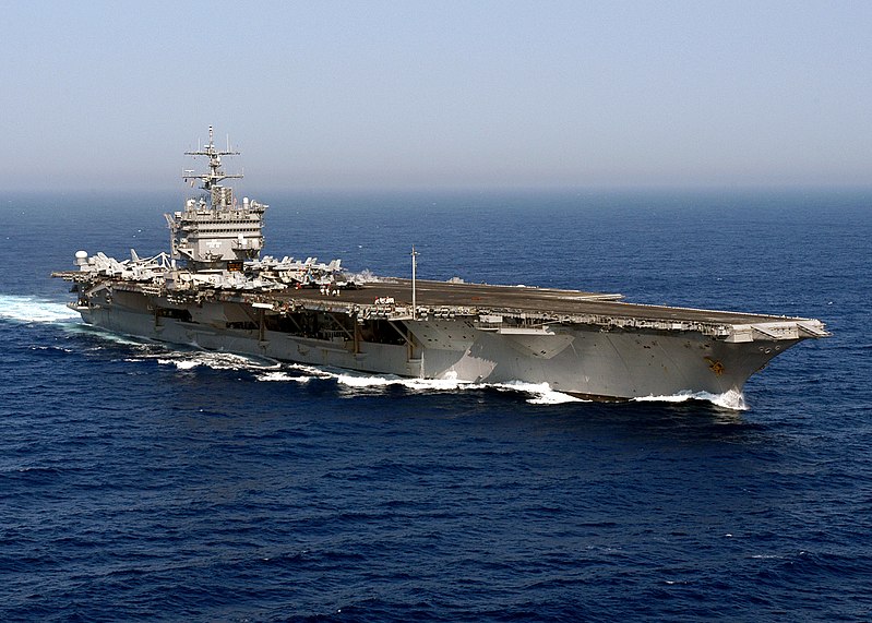 800px-USS_Enterprise_%28CVN-65%29.jpg