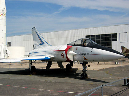 420px-Mirage4000-bourget.jpg