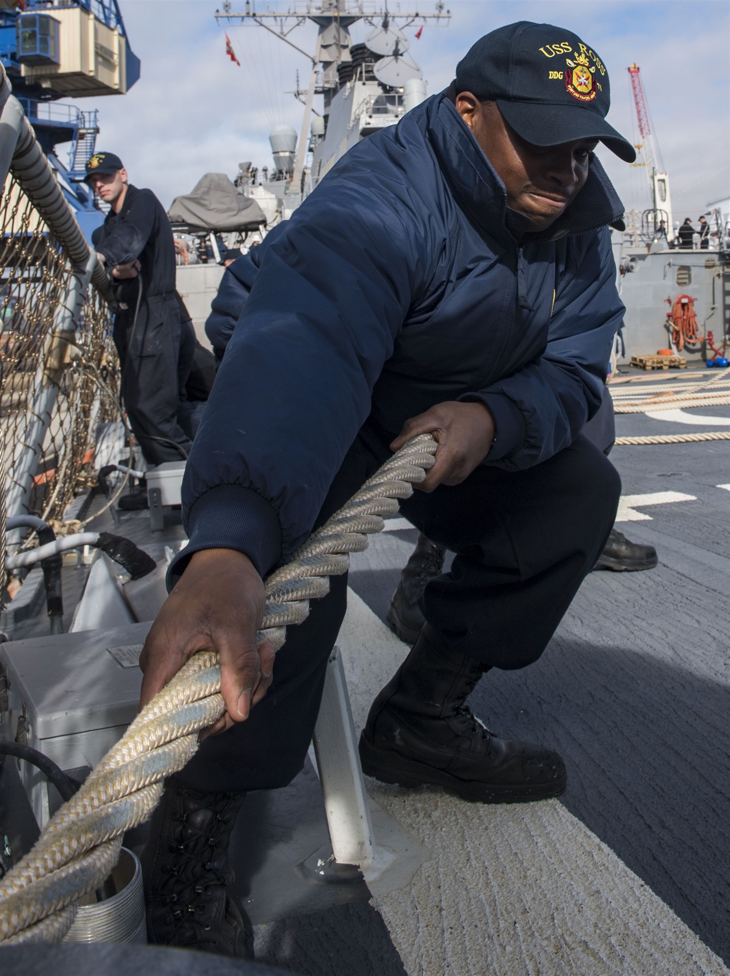 uss-ross-conducts-live-fire-exercises-with-the-royal-moroccan-navy