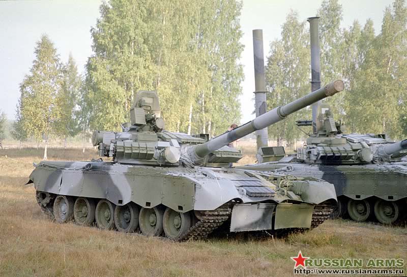 T-80BV_Main_Battle_Tank_Russia_08.jpg