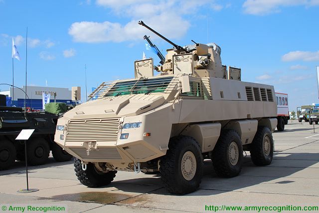 Mbombe_8x8_wheeled_armoured_infantry_fighting_vehicle_paramount_group_South_Africa_African_640_003.jpg