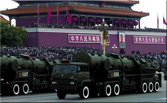 DF-21_CSS-5_medium-range_ballistic_missile_China_Chinese_army_defense_industry_military_technology_640_001.jpg