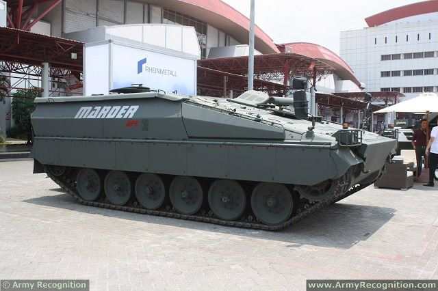 Marder_Evolution_APC_Rheinmetall_Tri-Service_defence_exhibition_IndoDefence_2014_Jakarta_Indonesia_640_001.jpg