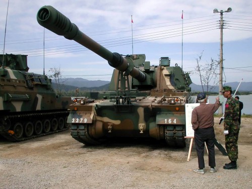 K9_thunder_self-propelled_howitzer_155_MM_South_Korea_South_Korean_Army_011.jpg
