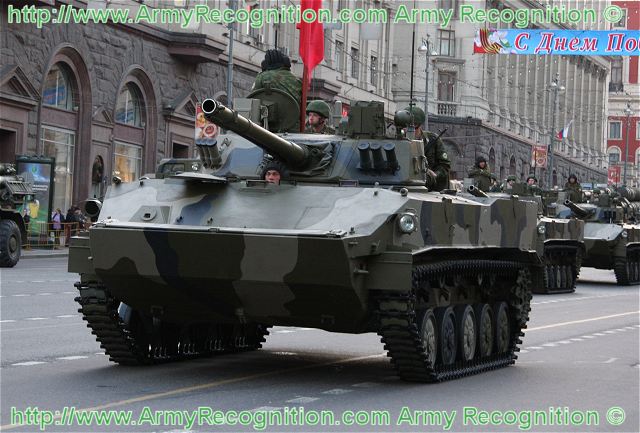 bmd-4_bmd--3m_bakhcha_airborne_infantry_tracked_armoured_combat_fighting_vehicle_Russia_Russian_army_640.jpg