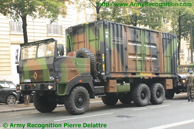 2RD_NBC_001_bastille_day_military_parade_French_army_14_July_2012_France_Paris.JPG