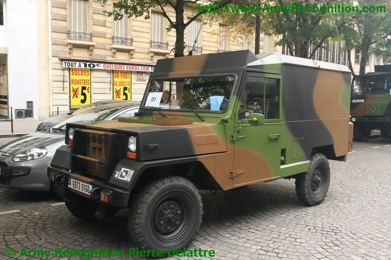 48_RT_Sovamag_bastille_day_military_parade_French_army_14_July_2012_France_Paris.JPG