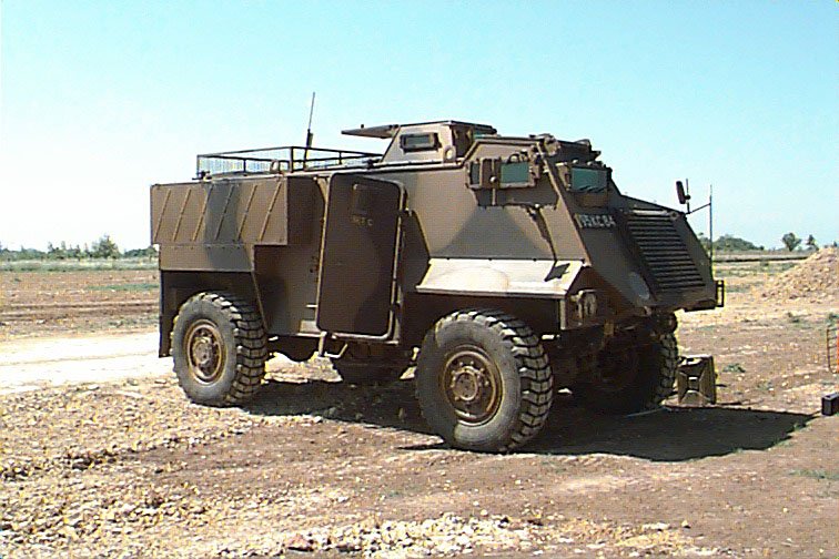 Saxon_AT-105_wheeled_armoured_vehicle_personnel_carrier_British_Army_United_Kingdom_001.jpg