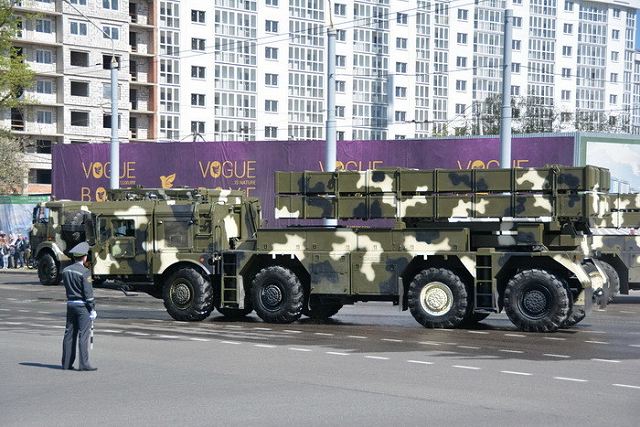 Belarus_tested_its_new_Polonez_MLRS_Multiple_Launch_Rocket_System_in_China_640_001.jpg