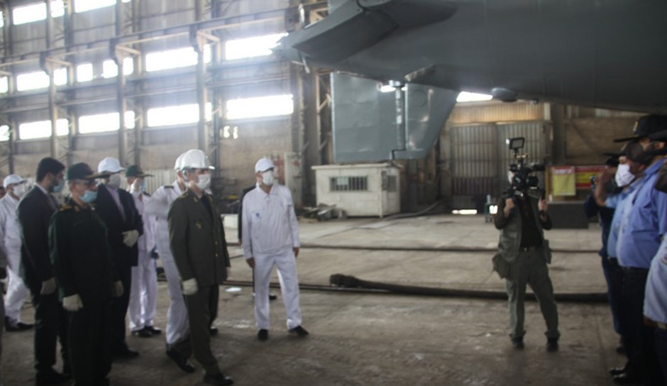 Iran-XLUUV-submarine-drone--photo2.jpg