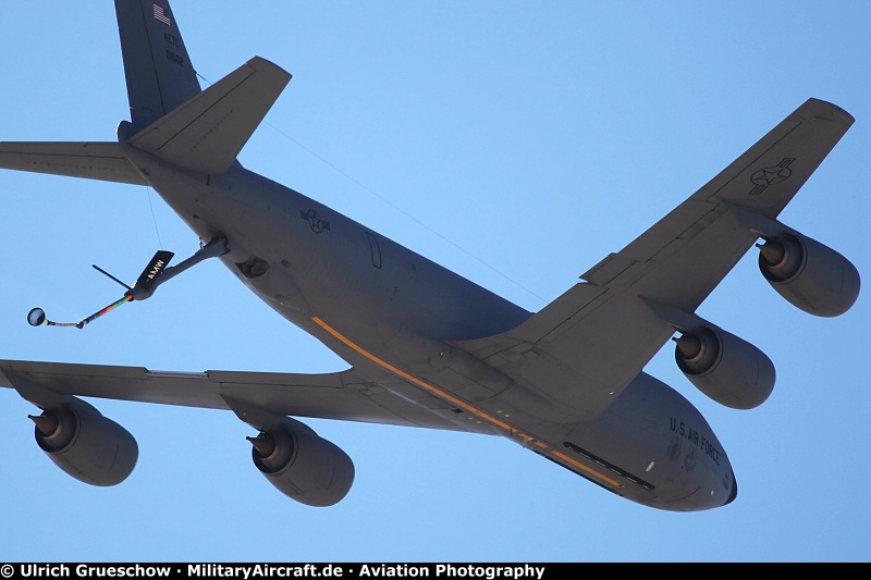 KC-135R_Nellis2010_0103_800.jpg
