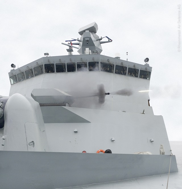 Royal_Danish_Navy_Millenium_Gun_2.jpg