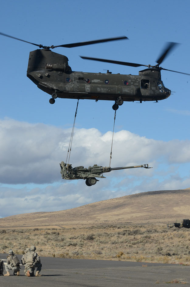 ch-47-chinook-lifts-an-m777-howitzer-as-soldiers-from-1st-battalion-37th-field-artillery-regiment-at-yakima-training-center.jpg
