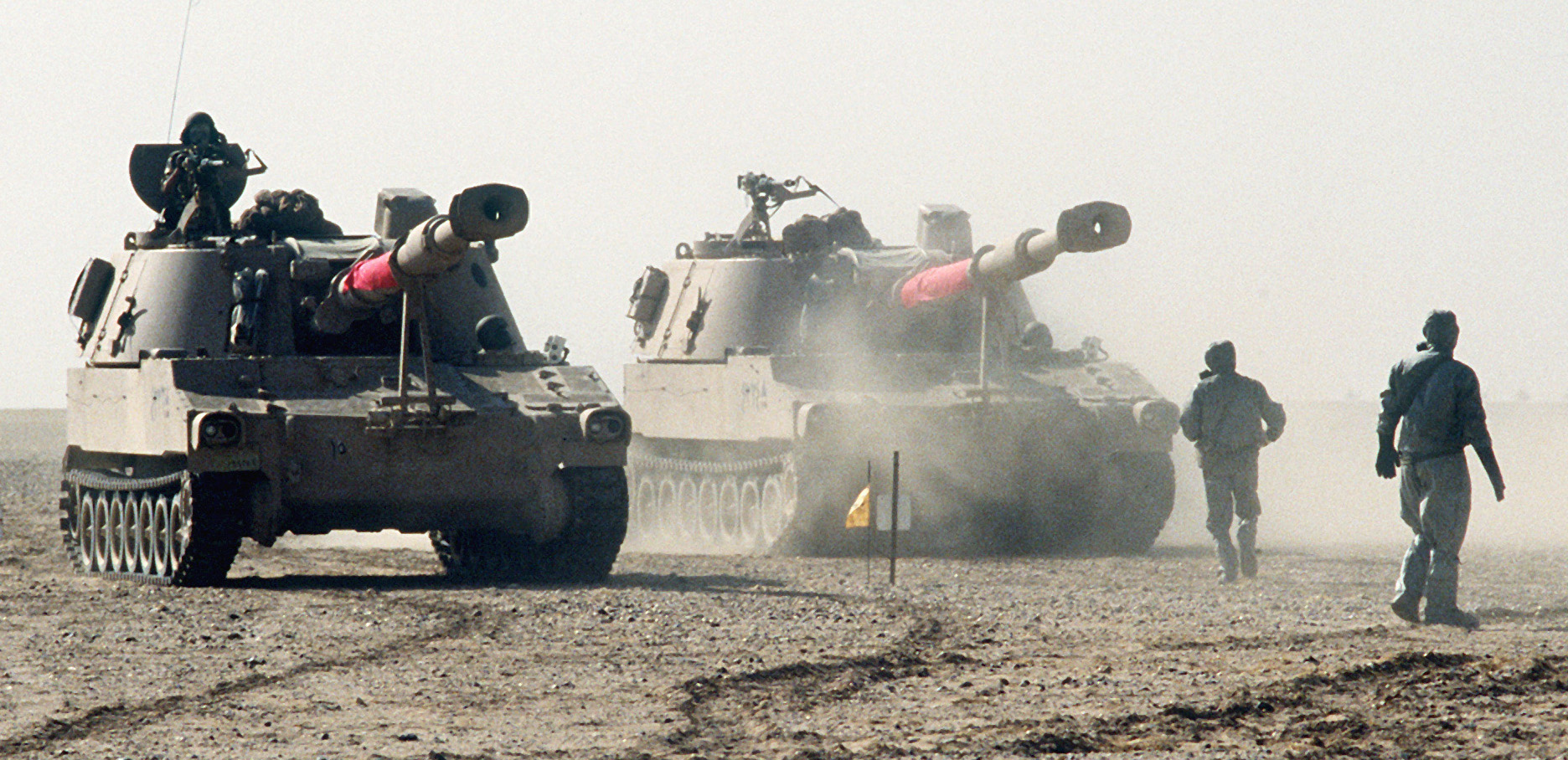 Egyptian_M-109_howitzers.jpg