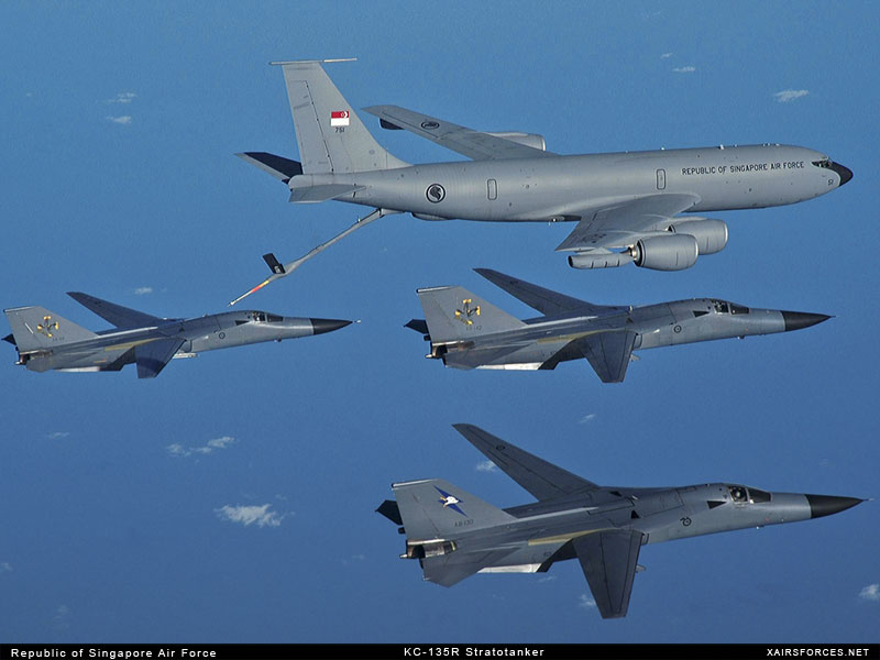 KC-135R-02-800.jpg