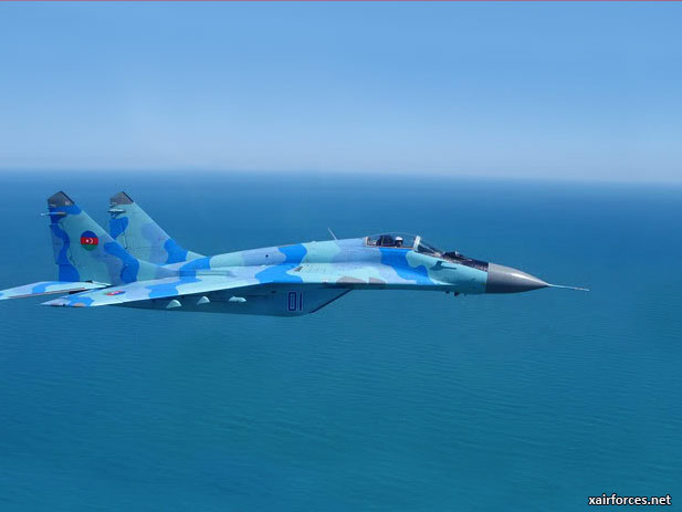 Azerbaijan-Air-Force_Mikoyan-MiG-29-Fulcrum_090712.jpg