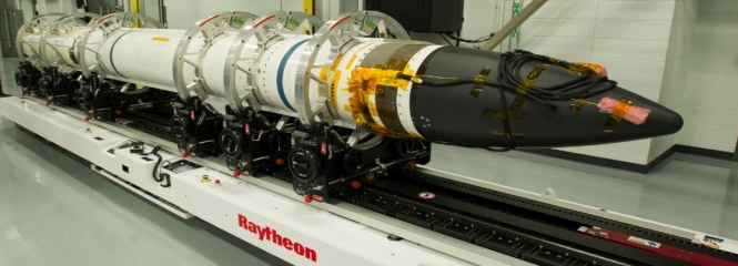 Raytheon_SM-6_Missile.jpg
